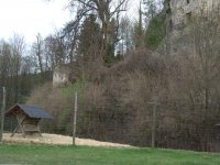 Podnóże zamczyska to sceneria spotkania Flory i Utza - prawie jak ślub w Wenecji