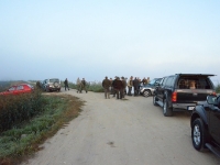 Zbiórka myśliwych na stawach, godzina 7.00 - ciemno, zimno i od mamy daleko