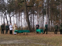 Rozpoczyna się święcenie sztandaru - szersza perspektywa